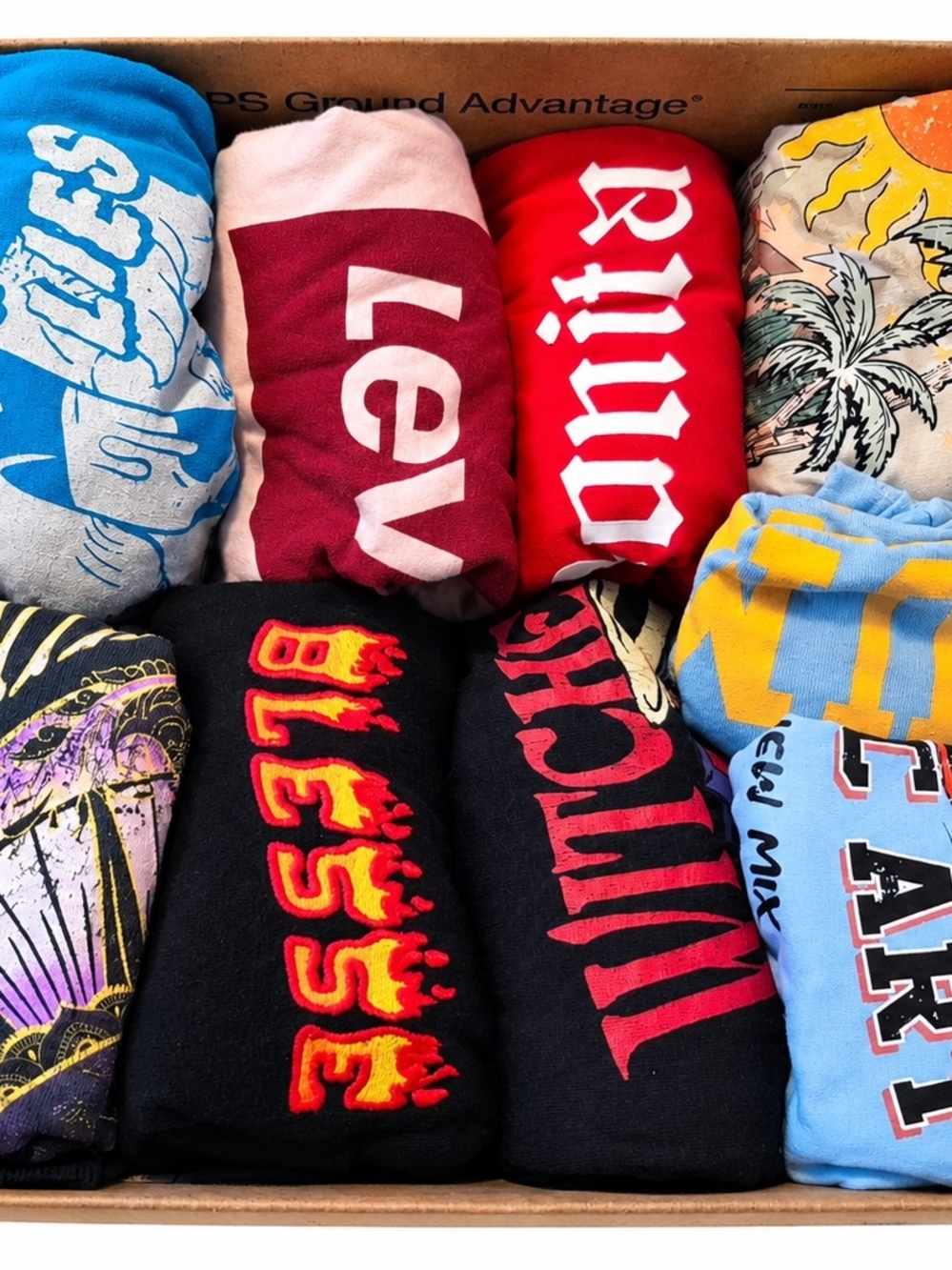 25 Assorted Graphic Tees Multicolor - Picture 2 of 3